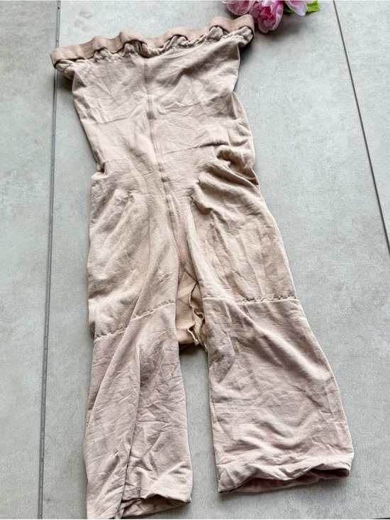 SPANX Other - Spanx by Sarah blakely Shapewear SZ E tan color short extra high waist